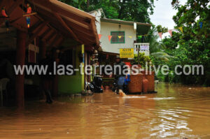 Inondations Las Terrenas Samedi 10 Novembre 2012 06